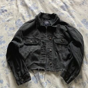 A&F - Cropped Jean Jacket